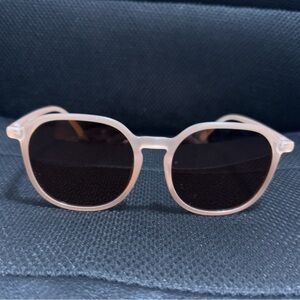 cute and chic sunglasses